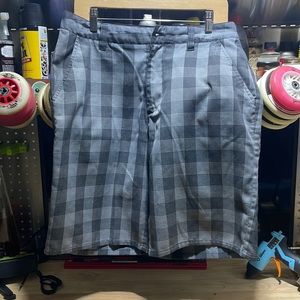 Travis Mathew men’s golf shorts